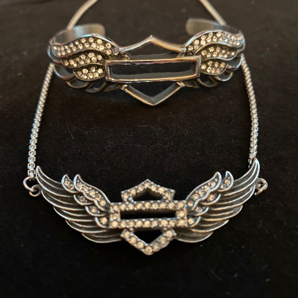 - Bundlenecklace Bracelet 94$